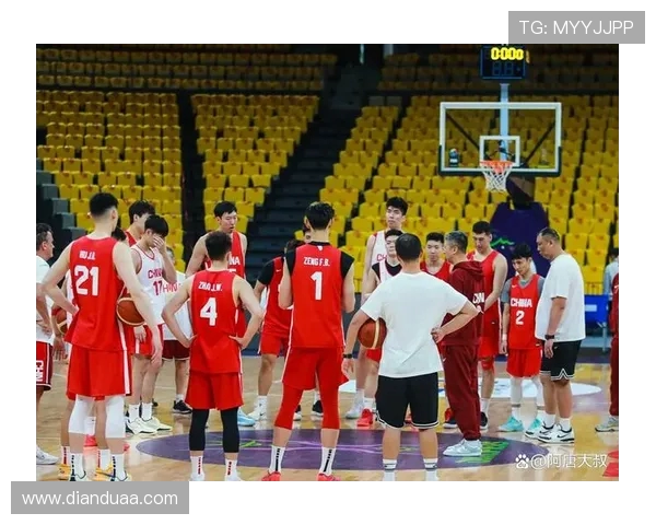 重庆篮球队的速度之谜:探索他们的快速进攻与战术创新